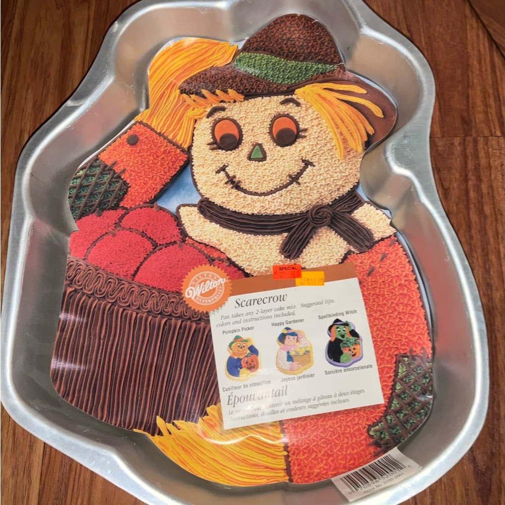 Wilton Colorful Scarecrow Cake Pan